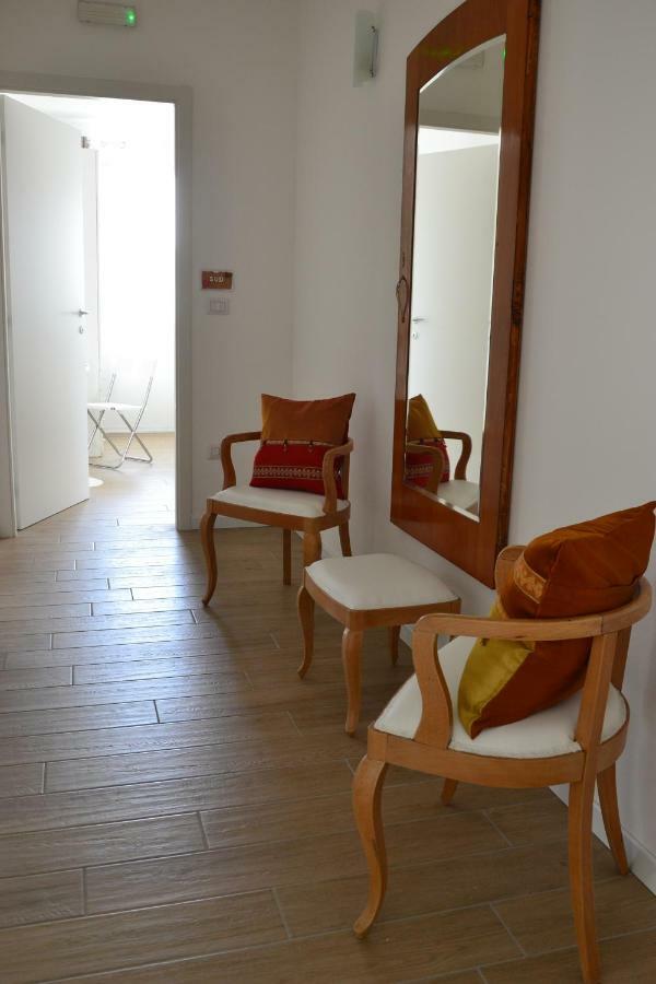 Co.Me 563 Apartment โตโล ภายนอก รูปภาพ